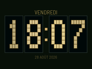 Panel 2 affichant l’horloge nixie sur 18:07 dans des tons laiton, avec le jour et la date autour